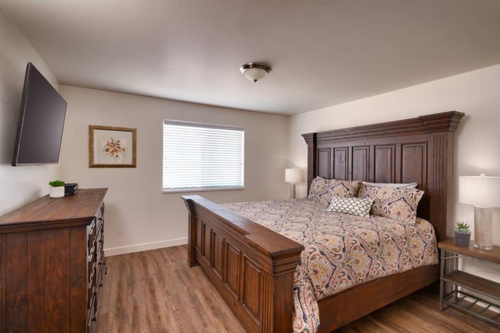 5D New Redcliff Condo, Pool & Hot Tub Moab Zewnętrze zdjęcie
